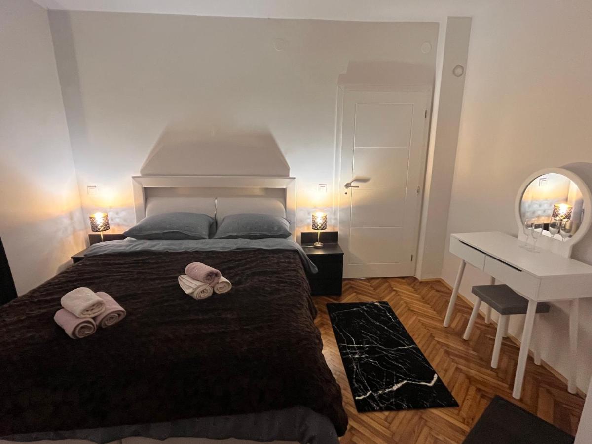 Apartman Zanic 오굴린 외부 사진