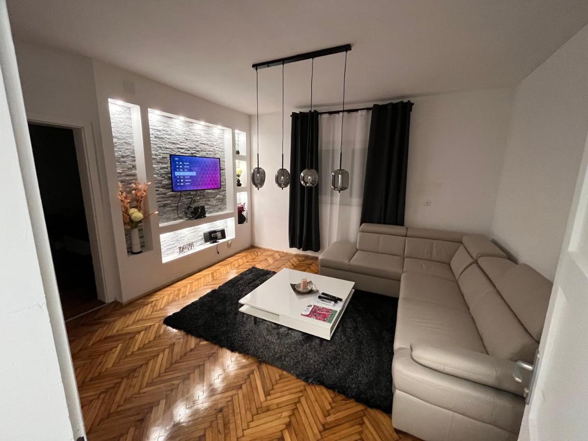 Apartman Zanic 오굴린 외부 사진
