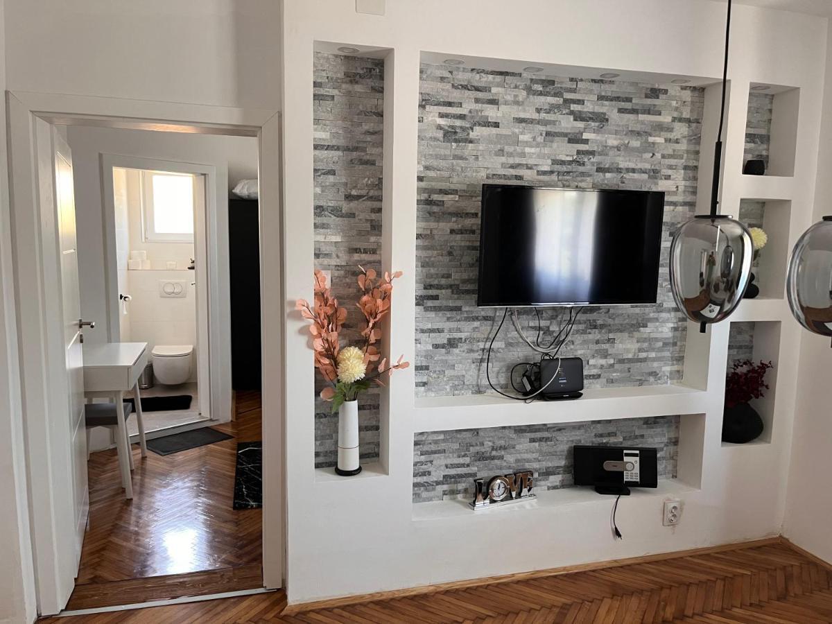 Apartman Zanic 오굴린 외부 사진